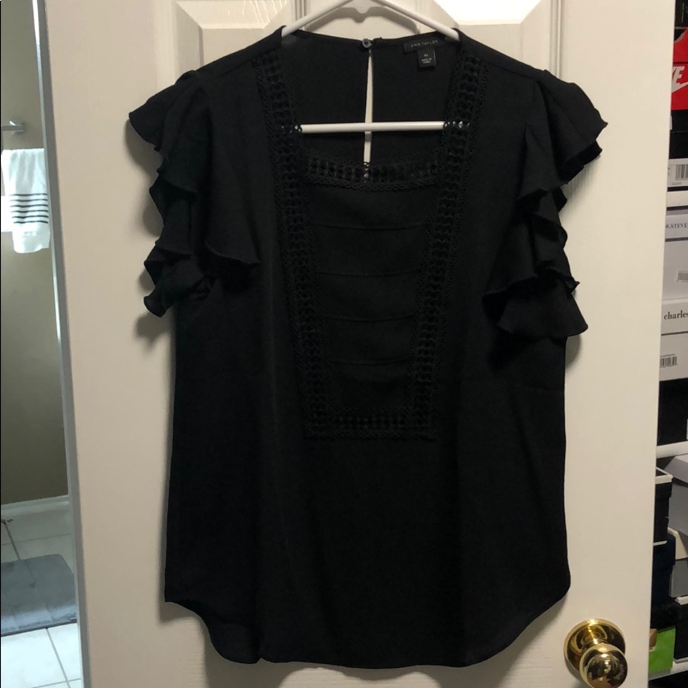 Black Ann Taylor S/S blouse